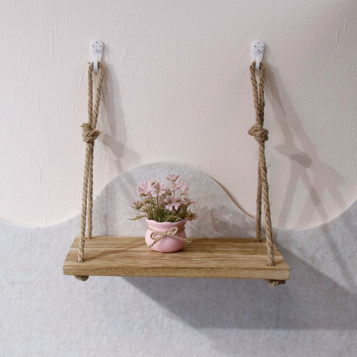 سلسلة وردية صناعية صغيرة نباتا - مراجعة Plant Desk Mini وسعره