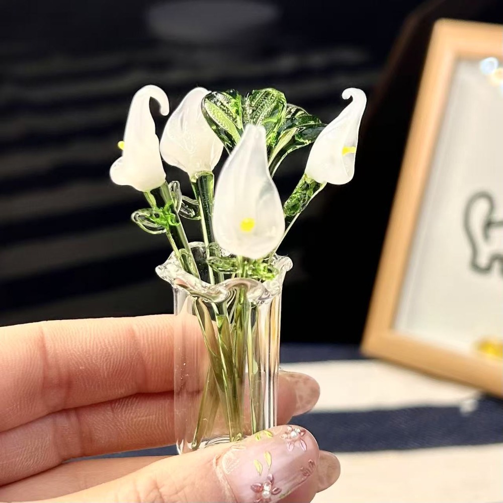 قطعة واحدة من تحفة فنية زجاجية - مراجعة Plant Desk Mini وسعره